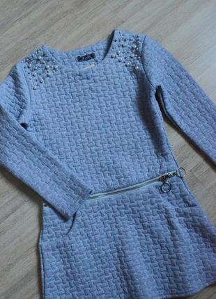 Стильне утеплене плаття з довними рукавами на дівчинку