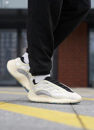 Adidas yeezy 700 v3 white