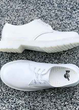 Туфлі черевики дербі оксфорди dr. martens 1461 mono white