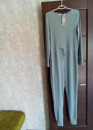 Брендовий новий комбінезон р.14