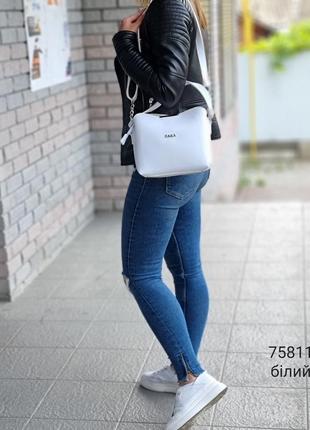 Женская стильная и качественная сумка из искусственной кожи на 3 отдела белая4 фото