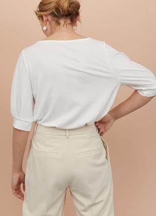 Блуза h&m плямиста у крапочку бежева молочна біла2 фото