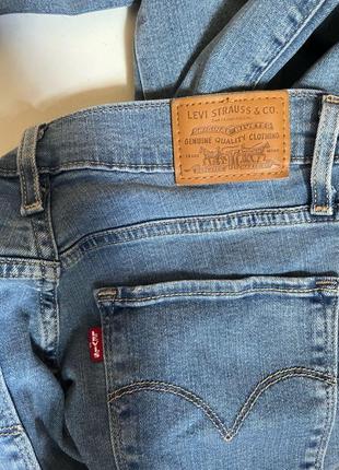 Джинси levi’s синього кольору прямого крою без потертостей6 фото