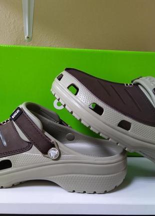 Крокс віста клог бежеві crocs yukon vista espresso/khaki9 фото