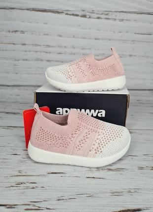 Кроссовки/слипоны для девушек от бренда apawwa6 фото