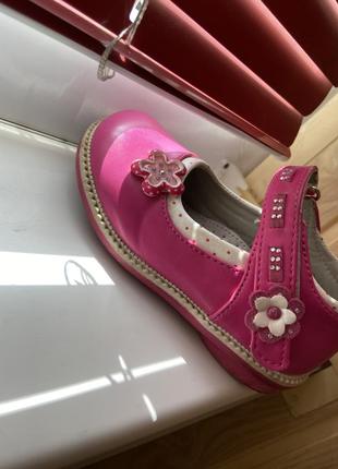 Рожеві туфельки для дівчинки 24 розмір
