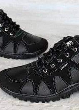 Чоловічі зимові теплі кросівки на хутрі, чорні. модель армін2 фото
