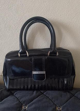 Класна лакова  сумка ted baker