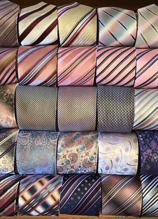 Елегантні нові краватки: розкішний вибір у широкій гамі кольорів10 фото