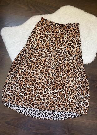 Длинная юбка в леопардовом принте