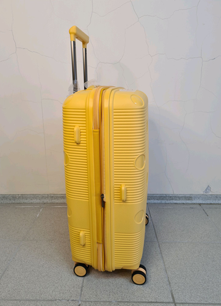Середній дорожній чемодан фірми airtex 2466 фото