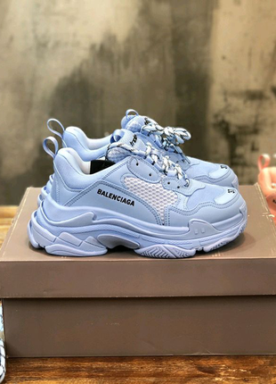 Balenciaga triple s