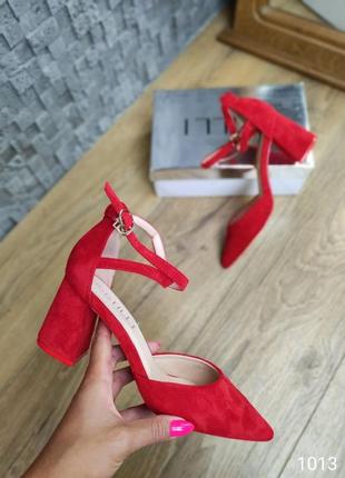 Замшевые женские красные туфли открыты с ремешками босоножки3 фото