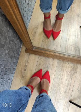 Замшевые женские красные туфли открыты с ремешками босоножки4 фото