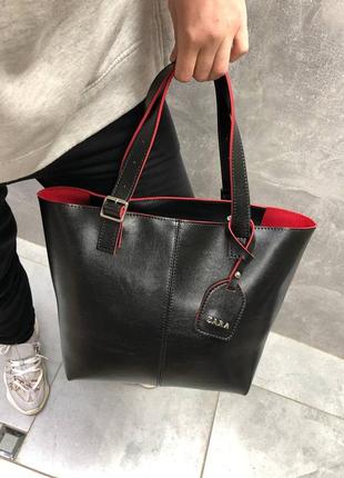Жіноча стильна та якісна сумка з еко шкіри чорна з червоним3 фото