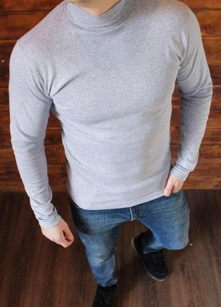 Светр сірий