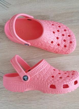 Шльопанці клоги сабо crocs 🇺🇲 classic crocskin clog 37-38 розмір9 фото