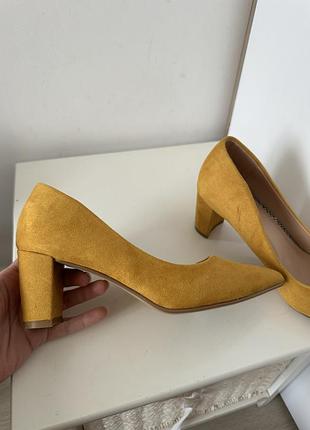 Лодочки новые 37 размер