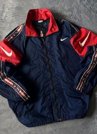 Вітровка nike usa