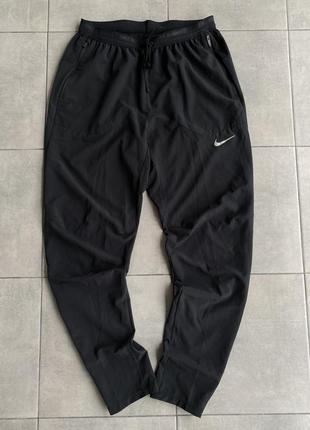 Спортивні штанішки nike