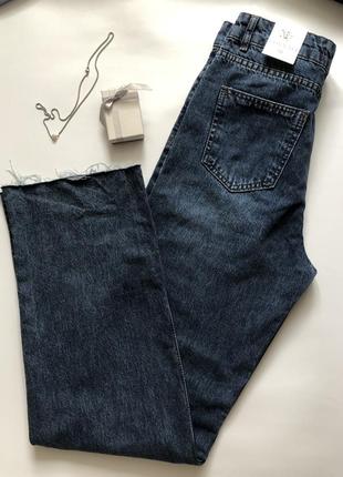 Новые джинсы прямого кроя1 фото