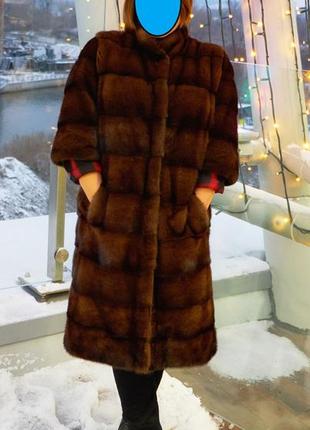 Продам норкову шубу