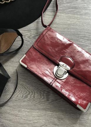 Стильная сумка красного красивого цвета в идеальному состоянии🖤new look🖤4 фото