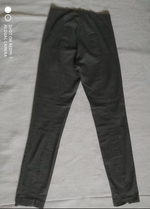 Брендовые стренчевые стильные облегающие брюки на широкой резинке, цвета хаки, h&amp;m5 фото
