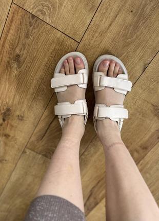 Босоножки сандалии молочного цвета кожаные3 фото