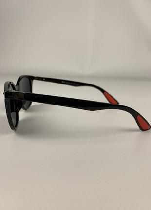 Сонцезахисні окуляри r.b3 фото