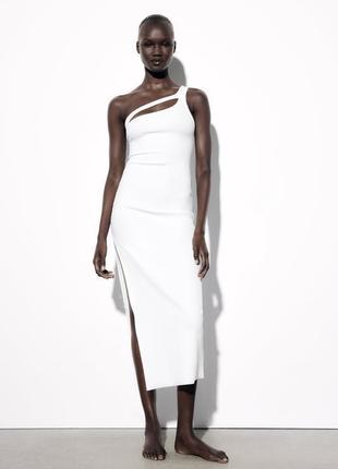 Белое асимметричное платье рубчик от zara, размер l