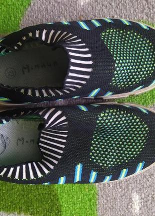 Кросівки, капці