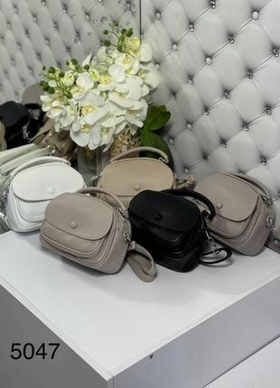 Женская стильная и качественная сумка из эко кожи на 2 отдела серо-бежевая9 фото