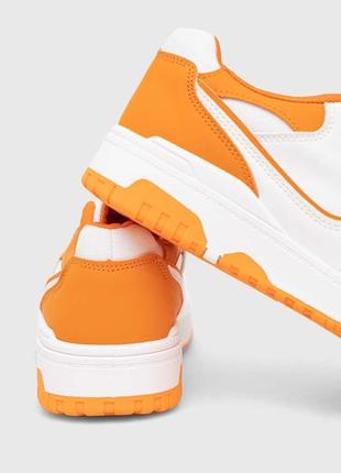 Кроссовки с оранжевым3 фото