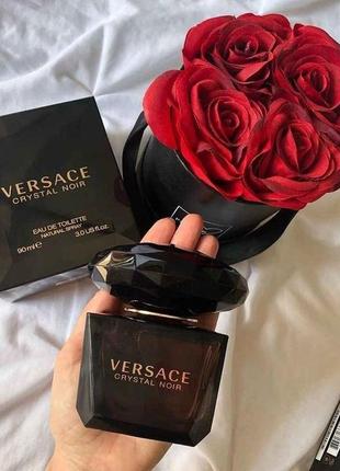 Женская туалетная вода versace crystal noir (версачий кристалл нуар)