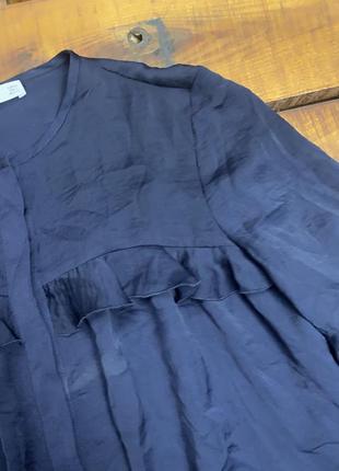 Женская блуза с оборками mango (манго хс-срр идеал оригинал синяя)3 фото
