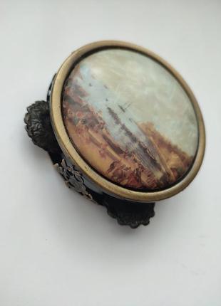 Коллекционый фарфоровый сувенир царских времен фирмы limoges de france.