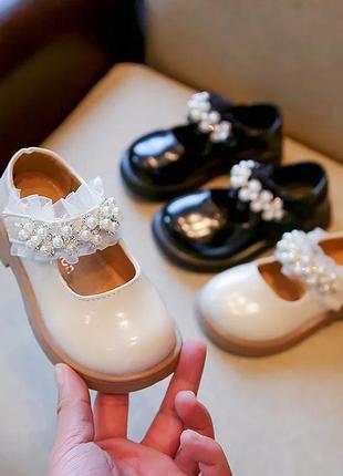 Невероятно красивые туфли для девочек (1)1 фото