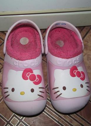 Брендові утеплені crocs hello kitty 5