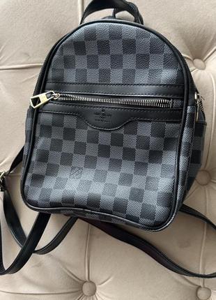 Рюкзак портфель сумка louis vuitton1 фото