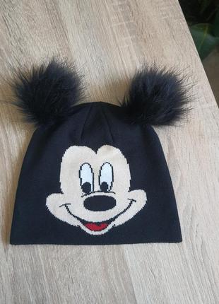 Класна шапка на весну з міккі disney