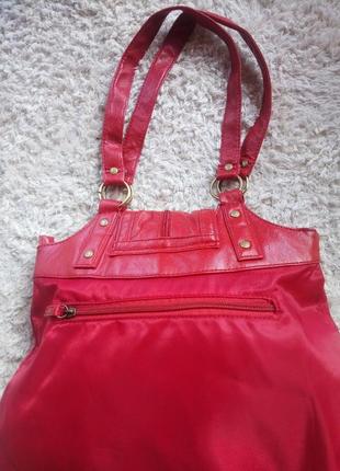 Женская красная сумка6 фото