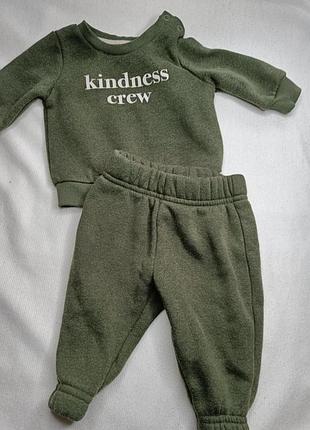 Дитячий спортивний костюм зеленого кольору з начісом вік 0-3 м.  спортивний костюм для малюка