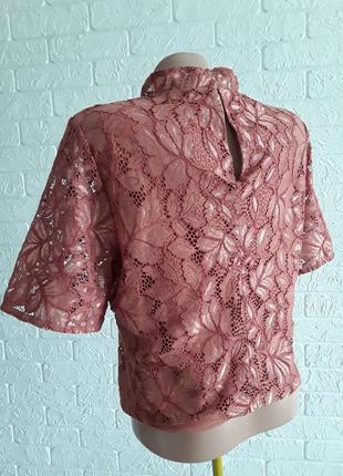 Симпатичная  кружевная  блузка терракотового цвета2 фото