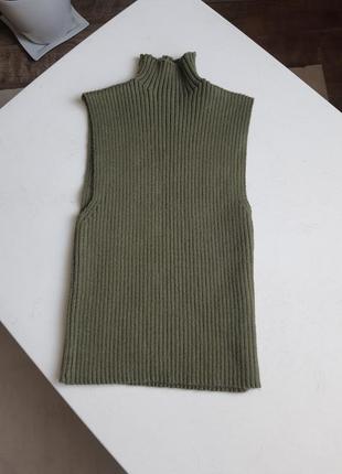 Неймовірно стильна жилетка безрукавка