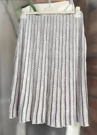 Вязаная кружевная юбка искусственный шелк итальянского бренда stizzoli