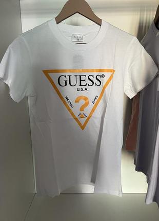 Футболка guess