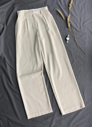 Базовые бежевые брюки от na-kd6 фото