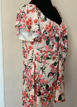 Женская эластичная блуза в цветы2 фото