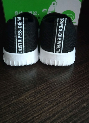 Кросівки дитячі 5